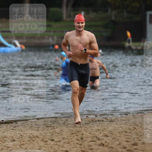 13.09.2026 - Stadtparktriathlon Mo-Foto http://msf.ph/oto/10257148 13.09.2026 10:54:31 Schwimmen 618, 663, 694, 703 meine-sportfotos.de