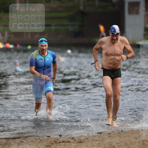 13.09.2026 - Stadtparktriathlon Mo-Foto http://msf.ph/oto/10257171 13.09.2026 10:54:37 Schwimmen 618, 663, 694, 703 meine-sportfotos.de