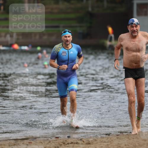 13.09.2026 - Stadtparktriathlon Mo-Foto http://msf.ph/oto/10257175 13.09.2026 10:54:38 Schwimmen 618, 663, 703 meine-sportfotos.de