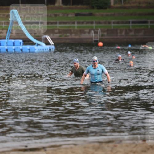 13.09.2026 - Stadtparktriathlon Mo-Foto http://msf.ph/oto/10257198 13.09.2026 10:54:55 Schwimmen  meine-sportfotos.de