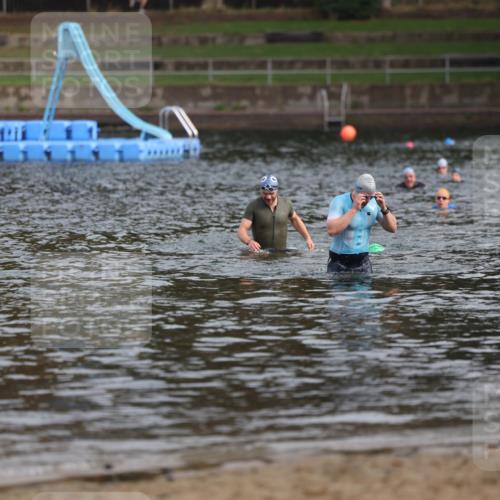 13.09.2026 - Stadtparktriathlon Mo-Foto http://msf.ph/oto/10257203 13.09.2026 10:54:57 Schwimmen  meine-sportfotos.de