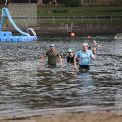 13.09.2026 - Stadtparktriathlon Mo-Foto http://msf.ph/oto/10257206 13.09.2026 10:54:58 Schwimmen  meine-sportfotos.de