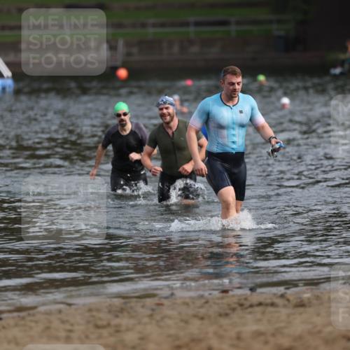 13.09.2026 - Stadtparktriathlon Mo-Foto http://msf.ph/oto/10257219 13.09.2026 10:55:06 Schwimmen 596, 610, 643 meine-sportfotos.de