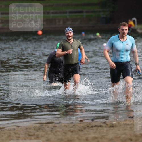 13.09.2026 - Stadtparktriathlon Mo-Foto http://msf.ph/oto/10257224 13.09.2026 10:55:08 Schwimmen 596, 610, 643 meine-sportfotos.de