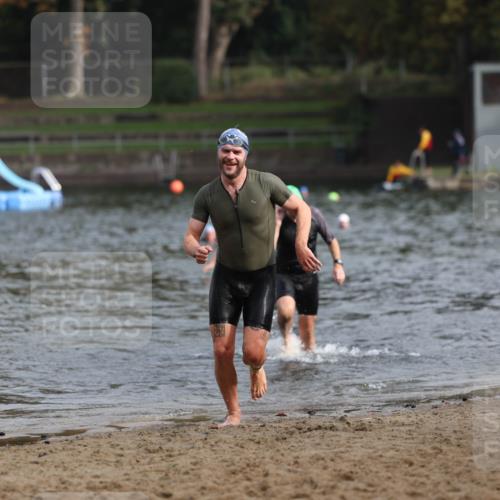 13.09.2026 - Stadtparktriathlon Mo-Foto http://msf.ph/oto/10257233 13.09.2026 10:55:12 Schwimmen 596, 610, 643 meine-sportfotos.de