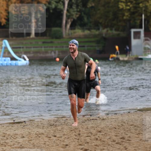 13.09.2026 - Stadtparktriathlon Mo-Foto http://msf.ph/oto/10257237 13.09.2026 10:55:13 Schwimmen 596, 610, 643 meine-sportfotos.de