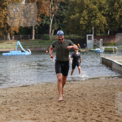 13.09.2026 - Stadtparktriathlon Mo-Foto http://msf.ph/oto/10257243 13.09.2026 10:55:14 Schwimmen 596, 610, 643 meine-sportfotos.de
