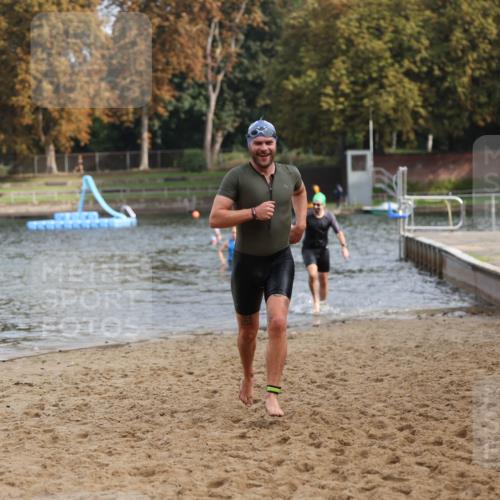 13.09.2026 - Stadtparktriathlon Mo-Foto http://msf.ph/oto/10257244 13.09.2026 10:55:14 Schwimmen 596, 610, 643 meine-sportfotos.de