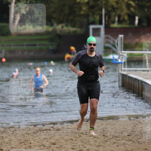 13.09.2026 - Stadtparktriathlon Mo-Foto http://msf.ph/oto/10257248 13.09.2026 10:55:18 Schwimmen 596, 610, 637, 643 meine-sportfotos.de