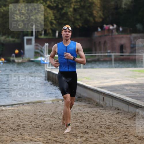13.09.2026 - Stadtparktriathlon Mo-Foto http://msf.ph/oto/10257278 13.09.2026 10:55:28 Schwimmen 637 meine-sportfotos.de