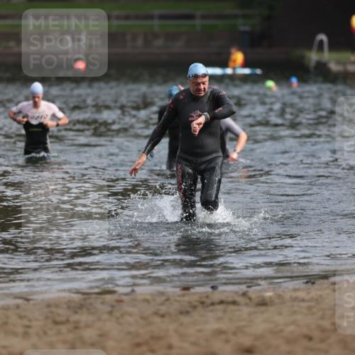13.09.2026 - Stadtparktriathlon Mo-Foto http://msf.ph/oto/10257301 13.09.2026 10:55:42 Schwimmen 636 meine-sportfotos.de