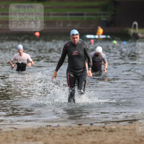 13.09.2026 - Stadtparktriathlon Mo-Foto http://msf.ph/oto/10257305 13.09.2026 10:55:43 Schwimmen 636 meine-sportfotos.de
