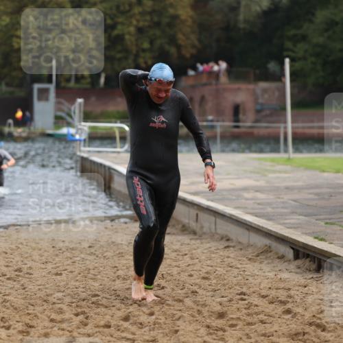 13.09.2026 - Stadtparktriathlon Mo-Foto http://msf.ph/oto/10257329 13.09.2026 10:55:49 Schwimmen 636, 642, 657, 690 meine-sportfotos.de