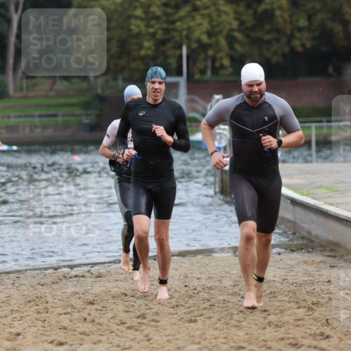 13.09.2026 - Stadtparktriathlon Mo-Foto http://msf.ph/oto/10257355 13.09.2026 10:55:57 Schwimmen 642, 657, 690 meine-sportfotos.de