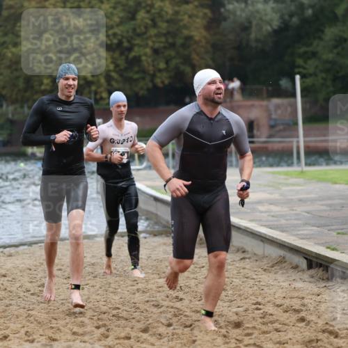 13.09.2026 - Stadtparktriathlon Mo-Foto http://msf.ph/oto/10257360 13.09.2026 10:55:58 Schwimmen 642, 657, 690 meine-sportfotos.de