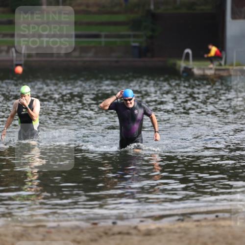13.09.2026 - Stadtparktriathlon Mo-Foto http://msf.ph/oto/10257399 13.09.2026 10:57:01 Schwimmen  meine-sportfotos.de