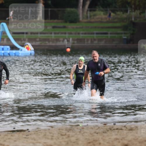 13.09.2026 - Stadtparktriathlon Mo-Foto http://msf.ph/oto/10257406 13.09.2026 10:57:05 Schwimmen 612, 653, 658 meine-sportfotos.de