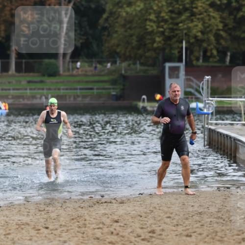 13.09.2026 - Stadtparktriathlon Mo-Foto http://msf.ph/oto/10257416 13.09.2026 10:57:11 Schwimmen 612, 653, 658 meine-sportfotos.de
