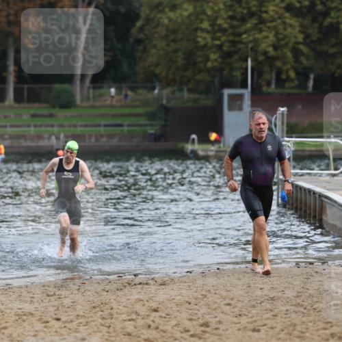 13.09.2026 - Stadtparktriathlon Mo-Foto http://msf.ph/oto/10257418 13.09.2026 10:57:11 Schwimmen 612, 653, 658 meine-sportfotos.de