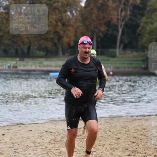 13.09.2026 - Stadtparktriathlon Mo-Foto http://msf.ph/oto/10257460 13.09.2026 10:57:16 Schwimmen 612, 653, 658 meine-sportfotos.de
