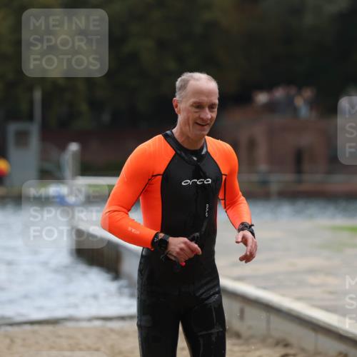 13.09.2026 - Stadtparktriathlon Mo-Foto http://msf.ph/oto/10257461 13.09.2026 11:33:15 Schwimmen 841, 888 meine-sportfotos.de