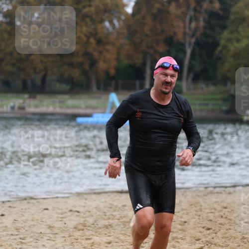 13.09.2026 - Stadtparktriathlon Mo-Foto http://msf.ph/oto/10257462 13.09.2026 10:57:17 Schwimmen 612, 653, 658 meine-sportfotos.de