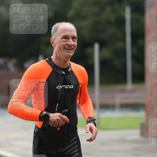 13.09.2026 - Stadtparktriathlon Mo-Foto http://msf.ph/oto/10257465 13.09.2026 11:33:15 Schwimmen 841, 888 meine-sportfotos.de