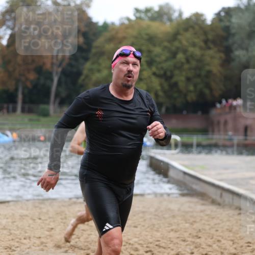 13.09.2026 - Stadtparktriathlon Mo-Foto http://msf.ph/oto/10257470 13.09.2026 10:57:18 Schwimmen 612, 653, 658 meine-sportfotos.de