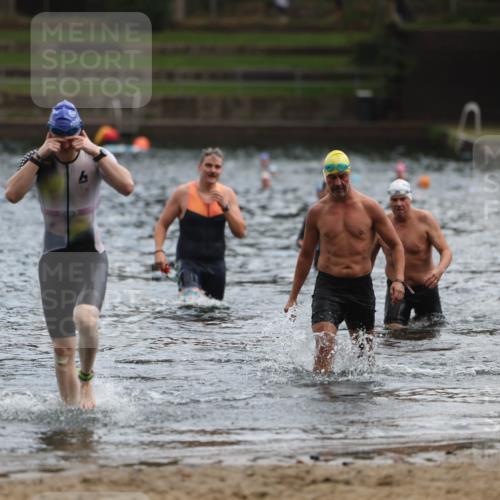 13.09.2026 - Stadtparktriathlon Mo-Foto http://msf.ph/oto/10257484 13.09.2026 11:33:25 Schwimmen 831, 841, 851, 899 meine-sportfotos.de