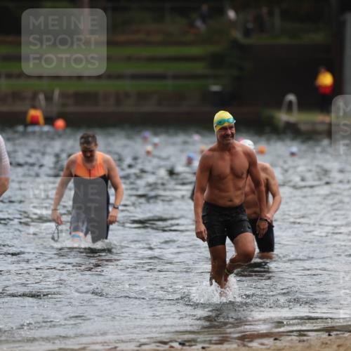 13.09.2026 - Stadtparktriathlon Mo-Foto http://msf.ph/oto/10257493 13.09.2026 11:33:26 Schwimmen 831, 841, 851, 899 meine-sportfotos.de