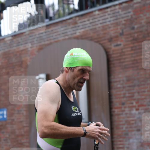 13.09.2026 - Stadtparktriathlon Mo-Foto http://msf.ph/oto/10257501 13.09.2026 10:57:21 Schwimmen 612, 658 meine-sportfotos.de