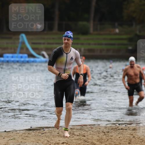 13.09.2026 - Stadtparktriathlon Mo-Foto http://msf.ph/oto/10257502 13.09.2026 11:33:29 Schwimmen 831, 851, 899, 938 meine-sportfotos.de