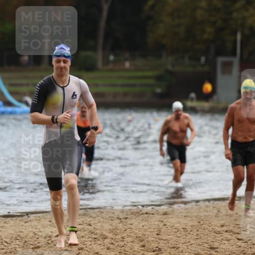 13.09.2026 - Stadtparktriathlon Mo-Foto http://msf.ph/oto/10257509 13.09.2026 11:33:30 Schwimmen 831, 851, 899, 938, 948 meine-sportfotos.de