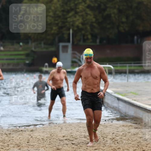 13.09.2026 - Stadtparktriathlon Mo-Foto http://msf.ph/oto/10257517 13.09.2026 11:33:32 Schwimmen 831, 851, 899, 938, 948 meine-sportfotos.de