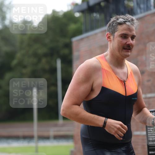 13.09.2026 - Stadtparktriathlon Mo-Foto http://msf.ph/oto/10257543 13.09.2026 11:33:39 Schwimmen 831, 899, 938, 948 meine-sportfotos.de