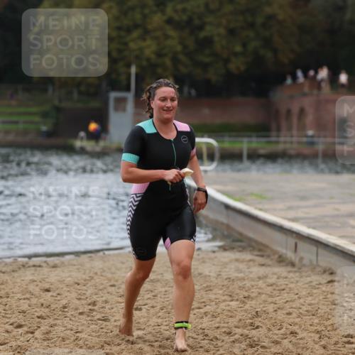 13.09.2026 - Stadtparktriathlon Mo-Foto http://msf.ph/oto/10257568 13.09.2026 11:09:41 Schwimmen 774 meine-sportfotos.de