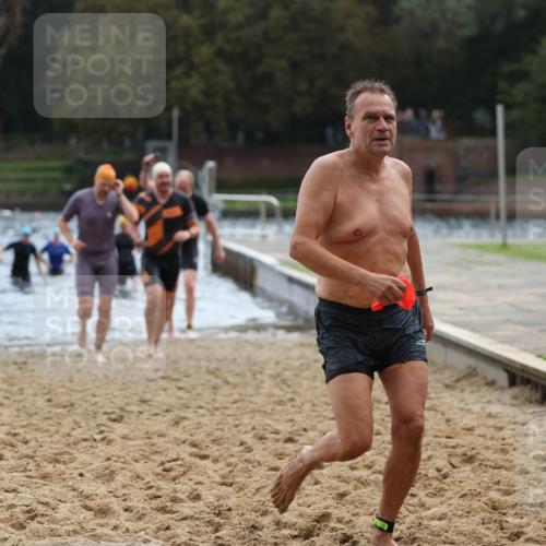 13.09.2026 - Stadtparktriathlon Mo-Foto http://msf.ph/oto/10257596 13.09.2026 11:34:27 Schwimmen 849, 854, 856, 863, 887, 925, 928, 934 meine-sportfotos.de