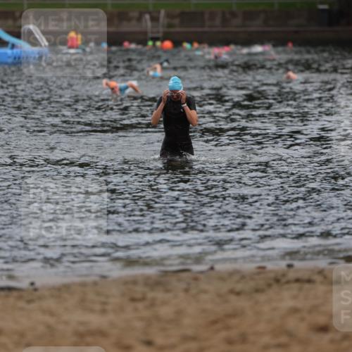 13.09.2026 - Stadtparktriathlon Mo-Foto http://msf.ph/oto/10257602 13.09.2026 11:10:24 Schwimmen 718 meine-sportfotos.de