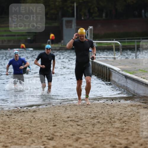 13.09.2026 - Stadtparktriathlon Mo-Foto http://msf.ph/oto/10257633 13.09.2026 11:34:35 Schwimmen 854, 856, 920, 925, 928 meine-sportfotos.de