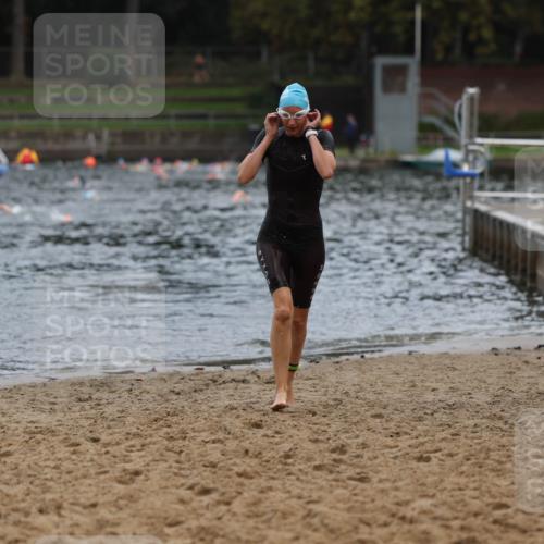 13.09.2026 - Stadtparktriathlon Mo-Foto http://msf.ph/oto/10257634 13.09.2026 11:10:32 Schwimmen 718 meine-sportfotos.de