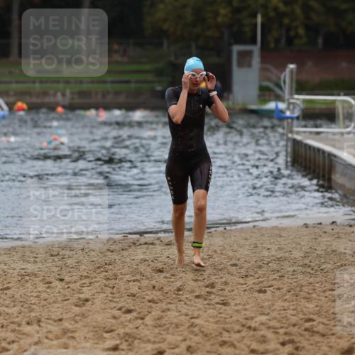 13.09.2026 - Stadtparktriathlon Mo-Foto http://msf.ph/oto/10257637 13.09.2026 11:10:33 Schwimmen 718 meine-sportfotos.de
