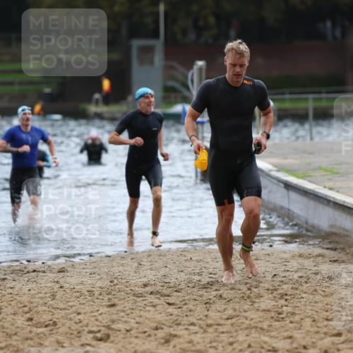 13.09.2026 - Stadtparktriathlon Mo-Foto http://msf.ph/oto/10257642 13.09.2026 11:34:36 Schwimmen 854, 856, 920, 925, 928 meine-sportfotos.de