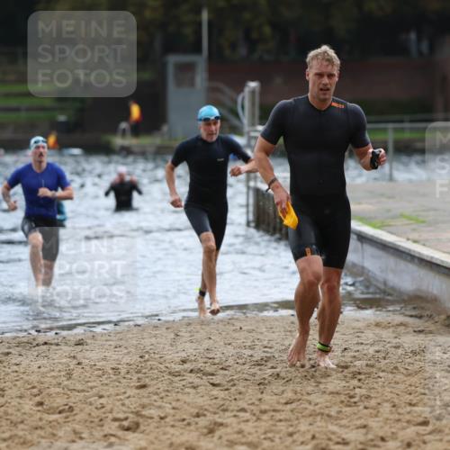 13.09.2026 - Stadtparktriathlon Mo-Foto http://msf.ph/oto/10257644 13.09.2026 11:34:36 Schwimmen 854, 856, 920, 925, 928 meine-sportfotos.de