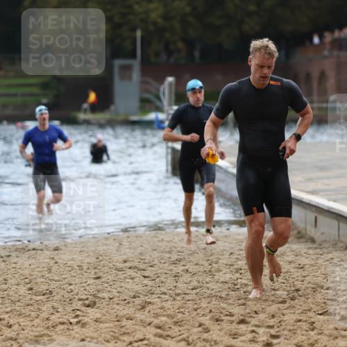 13.09.2026 - Stadtparktriathlon Mo-Foto http://msf.ph/oto/10257650 13.09.2026 11:34:37 Schwimmen 854, 856, 878, 920, 925, 928 meine-sportfotos.de
