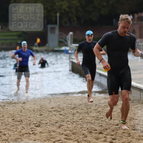 13.09.2026 - Stadtparktriathlon Mo-Foto http://msf.ph/oto/10257651 13.09.2026 11:34:38 Schwimmen 878, 920, 925, 928 meine-sportfotos.de