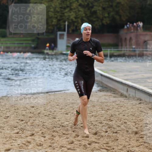 13.09.2026 - Stadtparktriathlon Mo-Foto http://msf.ph/oto/10257653 13.09.2026 11:10:34 Schwimmen 718 meine-sportfotos.de