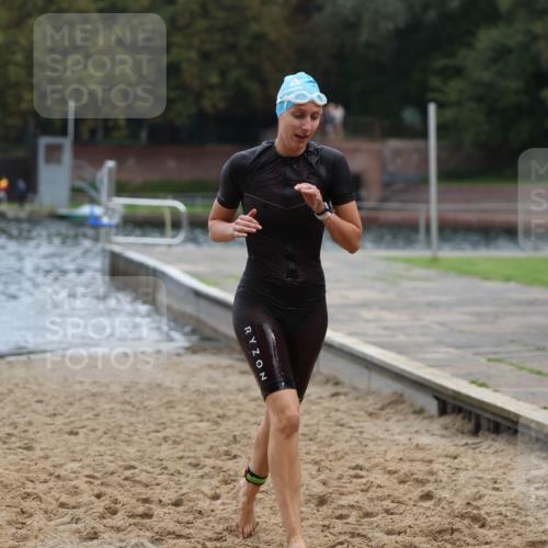 13.09.2026 - Stadtparktriathlon Mo-Foto http://msf.ph/oto/10257659 13.09.2026 11:10:35 Schwimmen 718 meine-sportfotos.de
