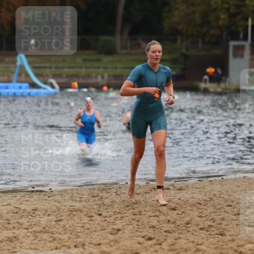 13.09.2026 - Stadtparktriathlon Mo-Foto http://msf.ph/oto/10257730 13.09.2026 11:10:59 Schwimmen 735, 754 meine-sportfotos.de