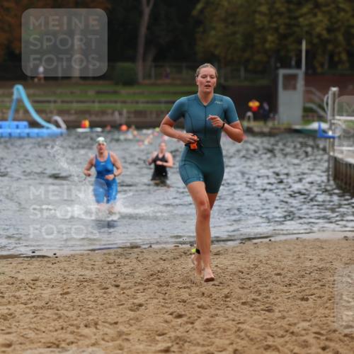 13.09.2026 - Stadtparktriathlon Mo-Foto http://msf.ph/oto/10257732 13.09.2026 11:10:59 Schwimmen 735, 754 meine-sportfotos.de