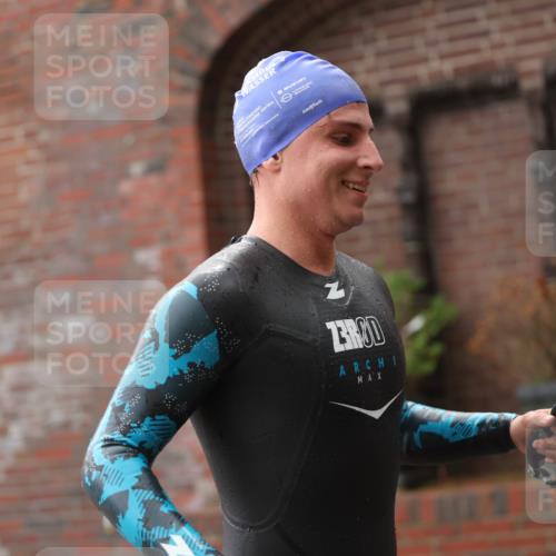 13.09.2026 - Stadtparktriathlon Mo-Foto http://msf.ph/oto/10257738 13.09.2026 11:34:54 Schwimmen 878, 880 meine-sportfotos.de